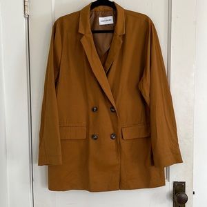 Long blazer from Elizabeth and James in size xxl, size tag cut off  but like new